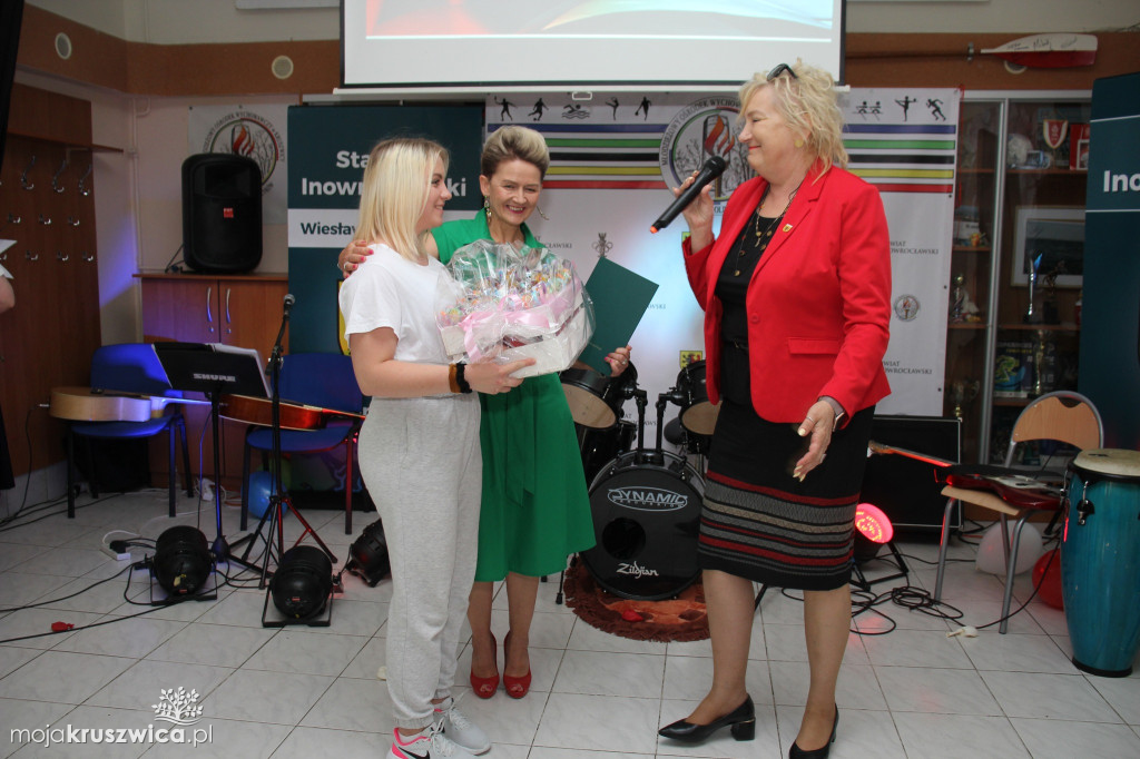 XV-lecie Młodzieżowego Ośrodka Wychowawczego im. Polskich Olimpijczyków w Kruszwicy 