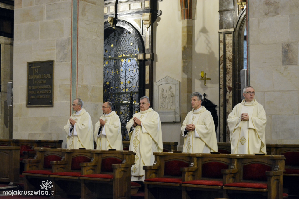 Piaski. Ksiądz Paweł Błochowiak obchodził jubileusz swojego kapłaństwa [FOTO]