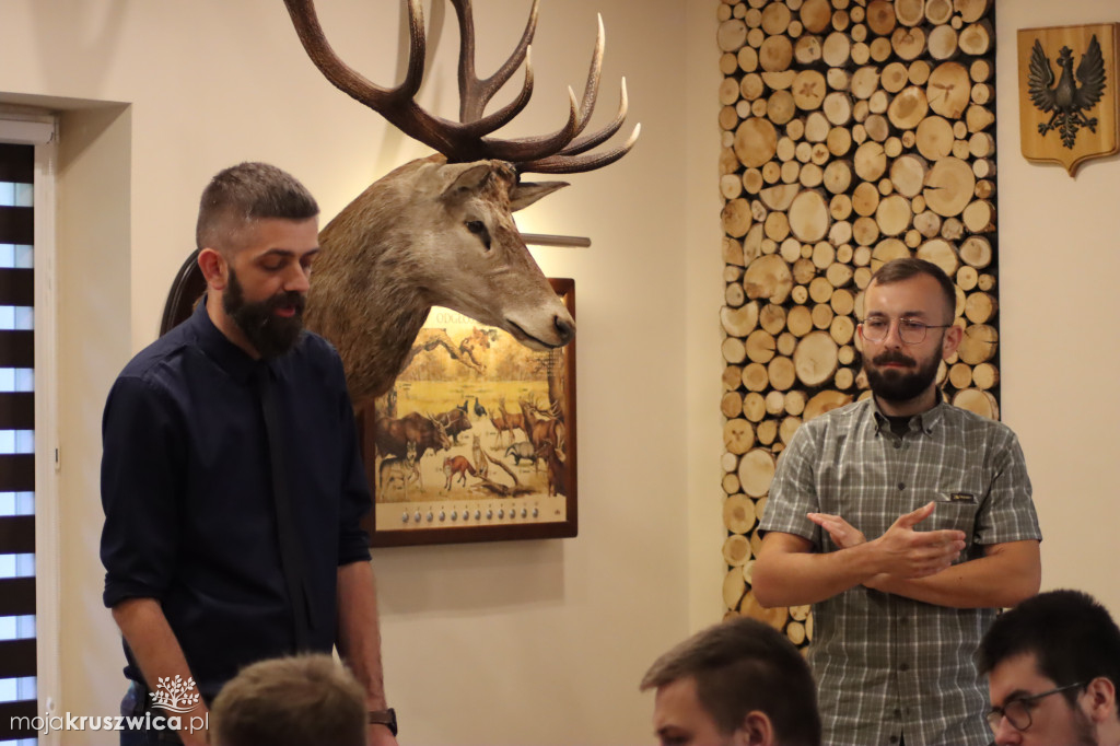 Uczestnicy projektu realizowanego Stowarzyszenia Amicus wzięli udział w debacie