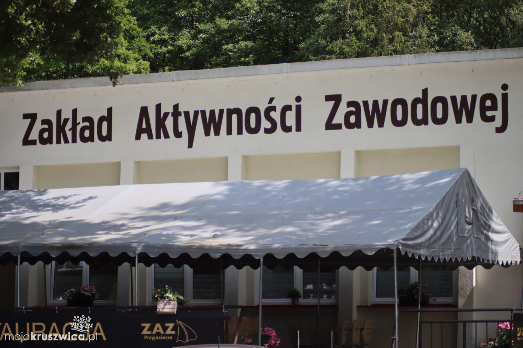 Uczestnicy projektu realizowanego Stowarzyszenia Amicus wzięli udział w debacie