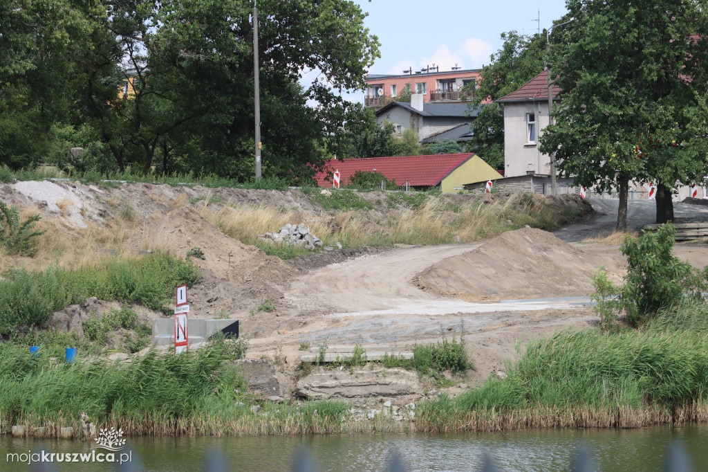 Trwa budowa rond i remont mostu [FOTORELACJA, 22.07.2023]