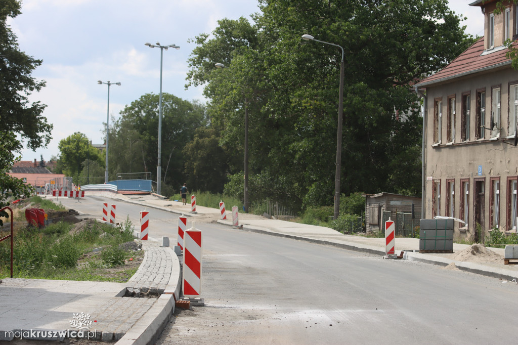 Trwa budowa rond i remont mostu [FOTORELACJA, 22.07.2023]