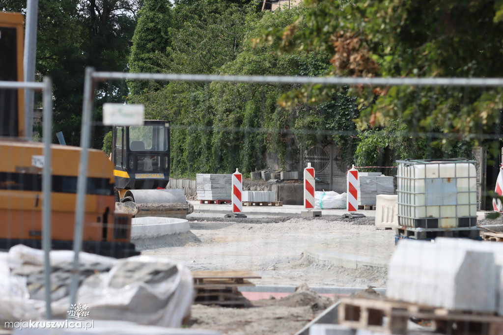 Trwa budowa rond i remont mostu [FOTORELACJA, 22.07.2023]