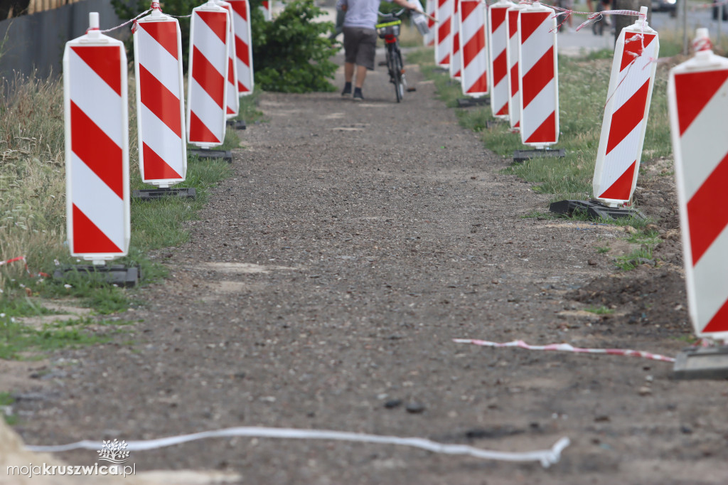 Trwa budowa rond i remont mostu [FOTORELACJA, 22.07.2023]