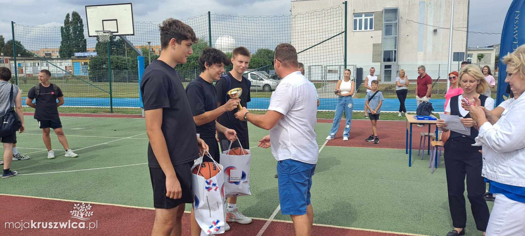 NASZ PATRONAT: Na Zagoplu odbył się turniej koszykówki [WYNIKI+FINAŁY]