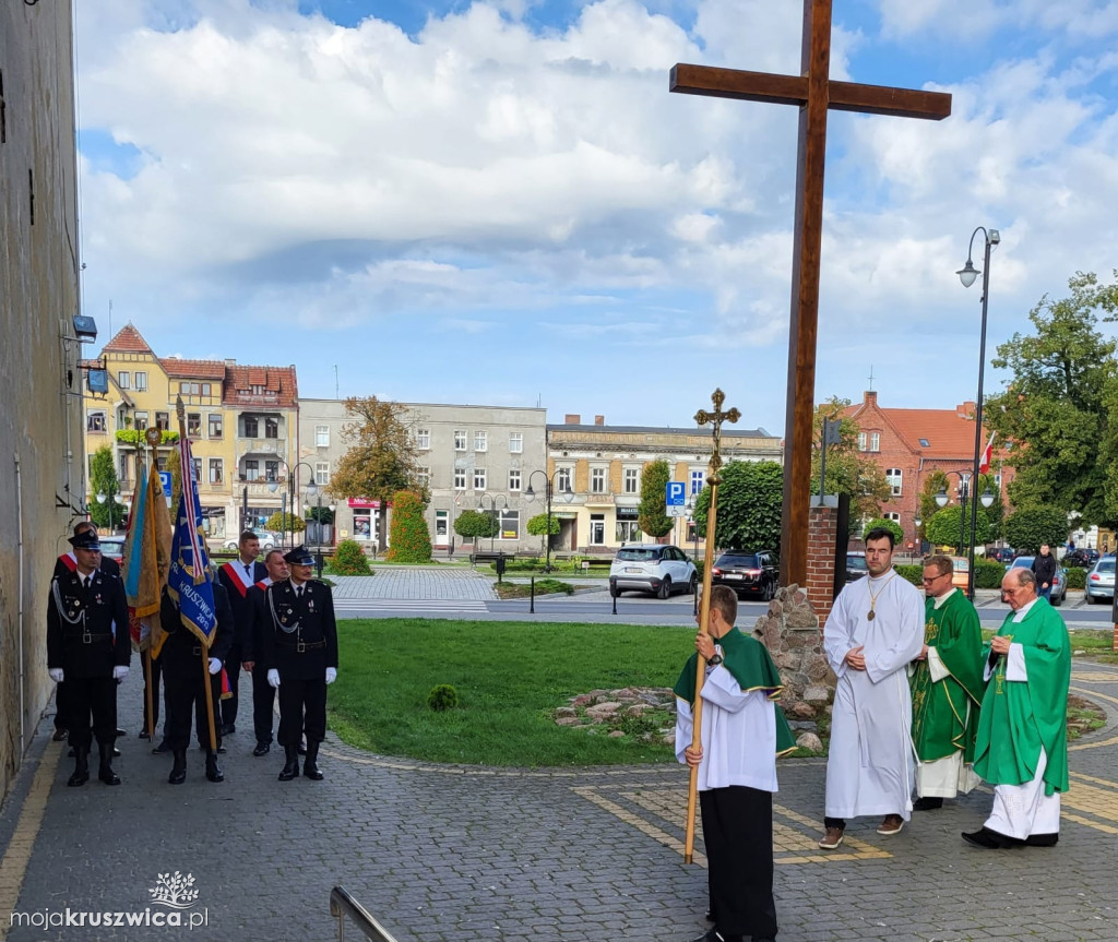  Dziś w Kruszwicy odbyła się msza święta w intencji kampanii cukrowniczej [FOTO]