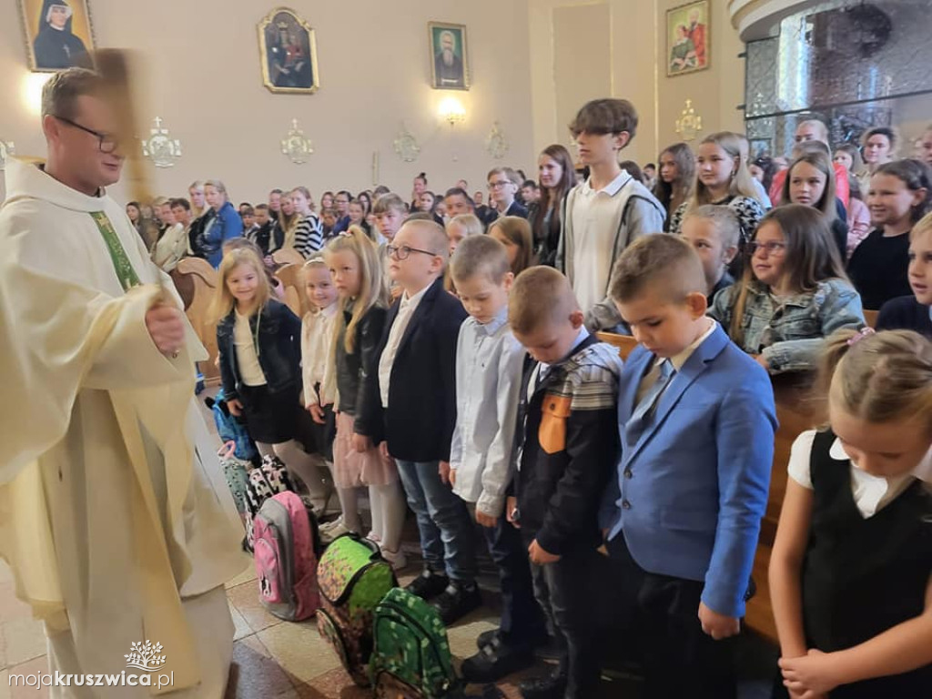 W Parafii św. Teresy od Dzieciątka Jezus witano nowy rok szkolny [ZDJĘCIA]