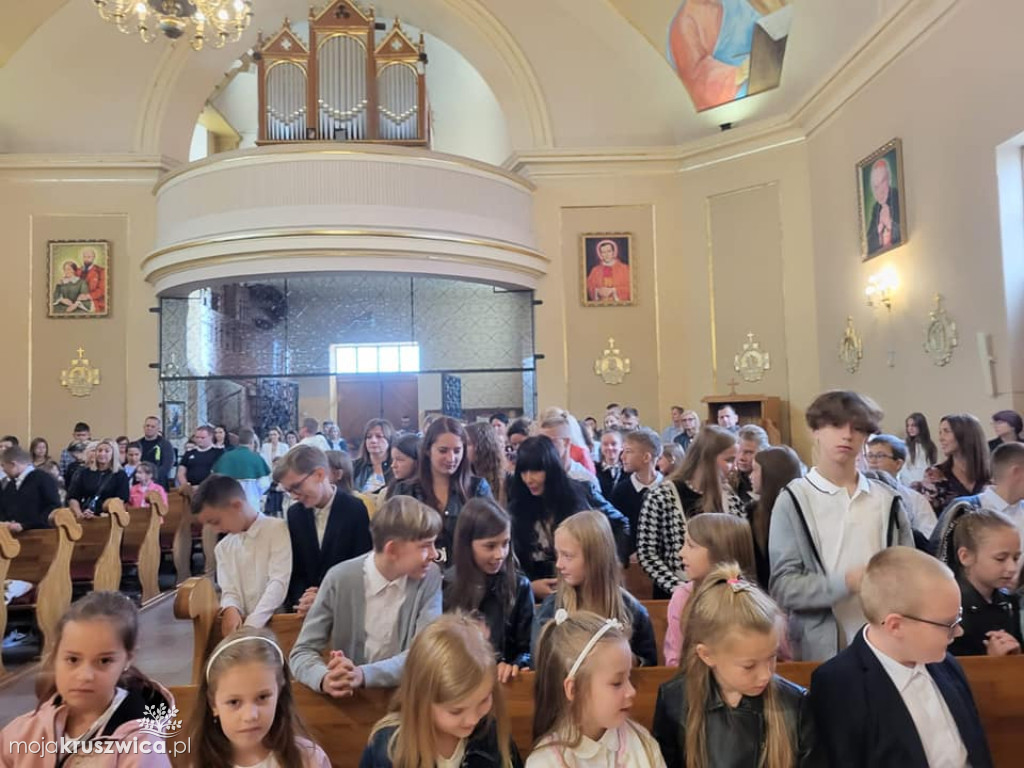 W Parafii św. Teresy od Dzieciątka Jezus witano nowy rok szkolny [ZDJĘCIA]