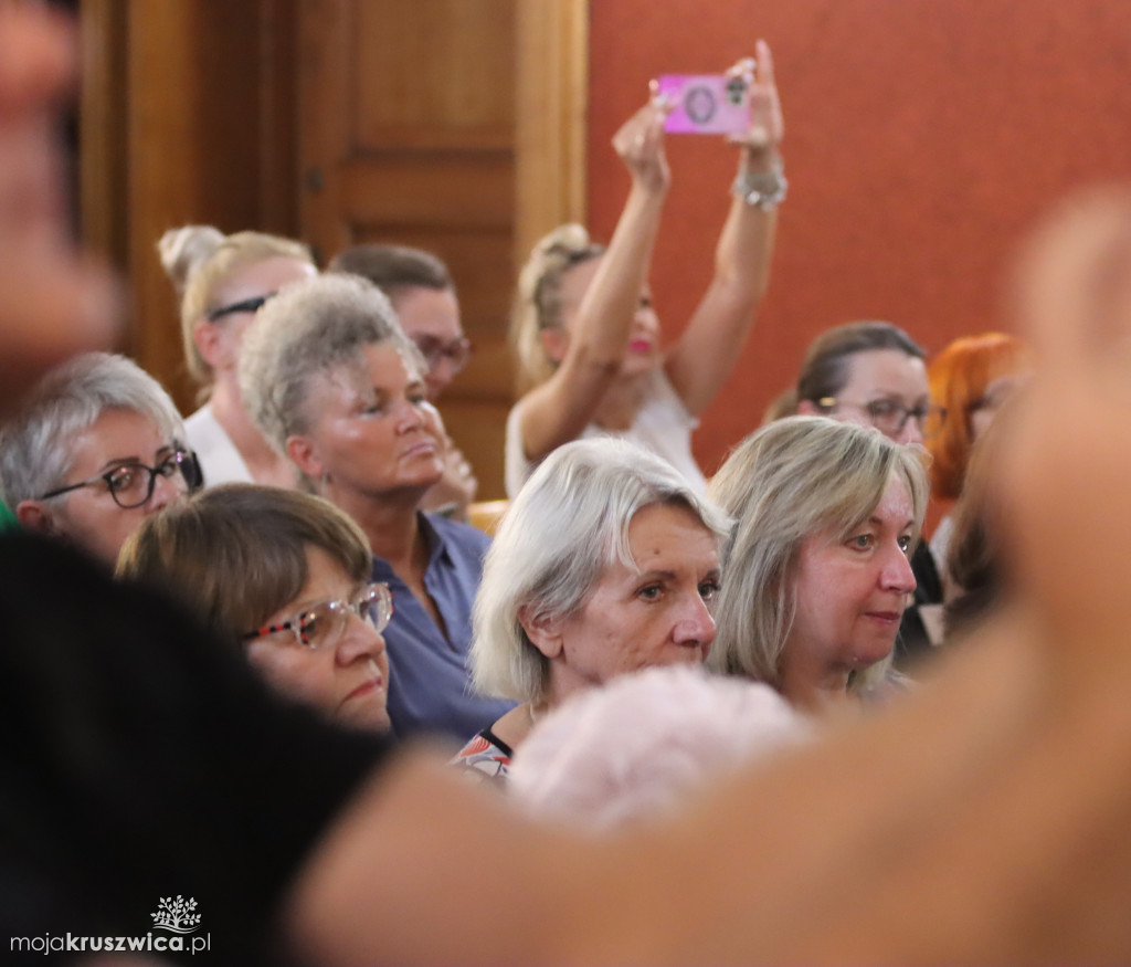 NASZ PATRONAT: Rośnie młode pokolenie poetów. Nagrodzono ich w Kobylnikach [FOTO]