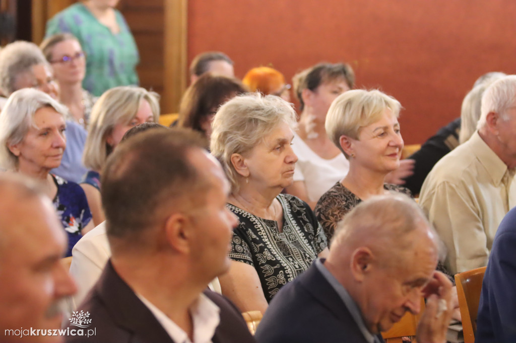 Poeci z nagrodami. Kto wygrał konkurs poetycki?