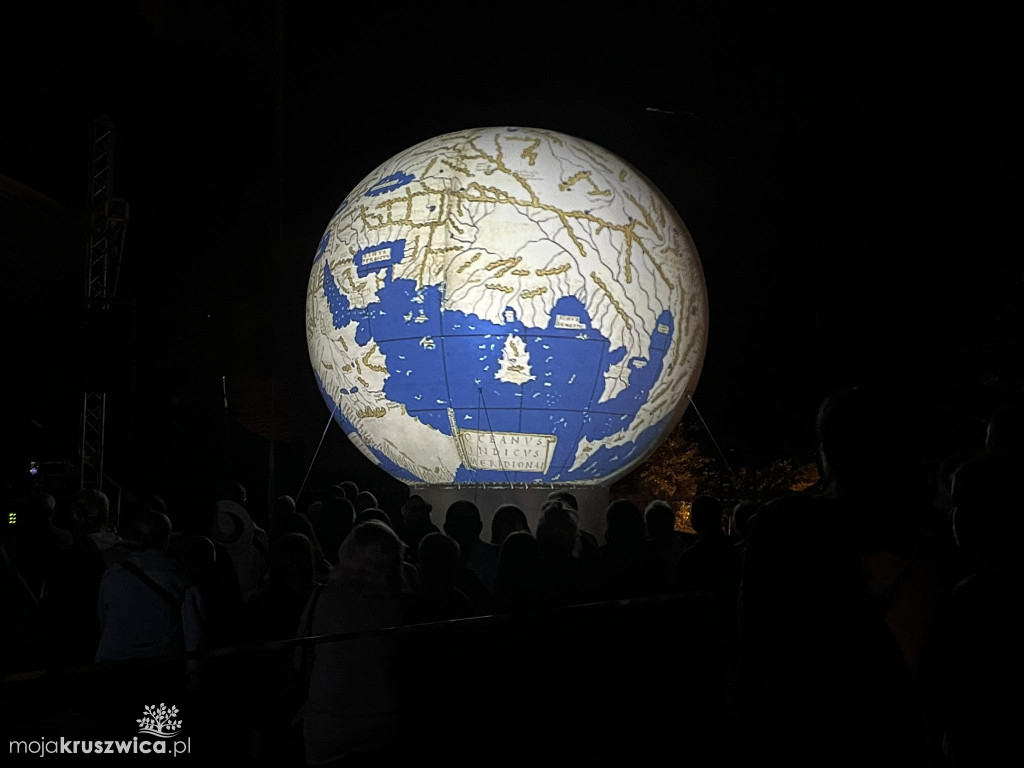 Na kruszwickim wzgórzu odbył się wieczór poezji połączony z astronomią [ZDJĘCIA]