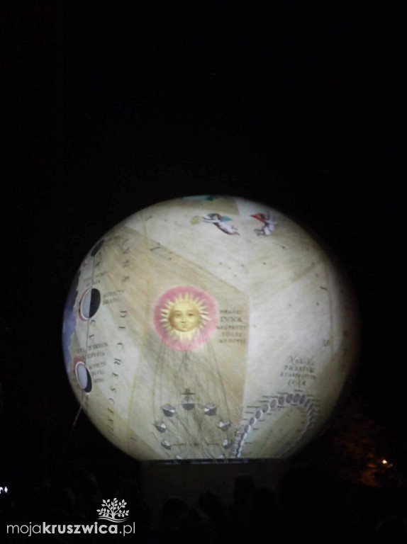 Na kruszwickim wzgórzu odbył się wieczór poezji połączony z astronomią [ZDJĘCIA]