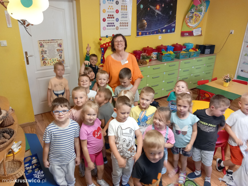 Kolejne placówki odwiedzone! Poeci w szkołach i przedszkolach