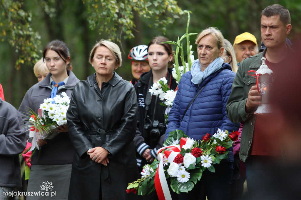 Rożniaty Uroczystości nad grobem zamordowanych 2023