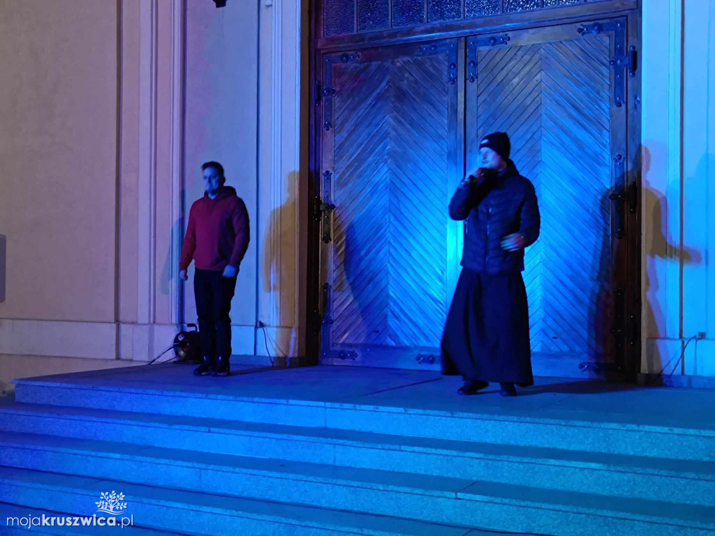 W Kruszwicy hucznie obchodziliśmy Noc Świętych. Był pokaz sztucznych ogni! [FOTO]