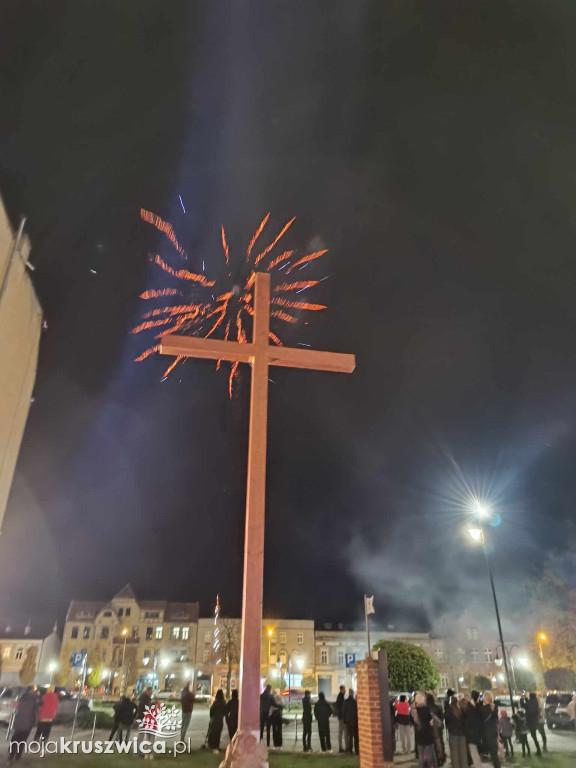 W Kruszwicy hucznie obchodziliśmy Noc Świętych. Był pokaz sztucznych ogni! [FOTO]