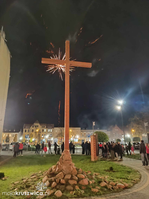 W Kruszwicy hucznie obchodziliśmy Noc Świętych. Był pokaz sztucznych ogni! [FOTO]