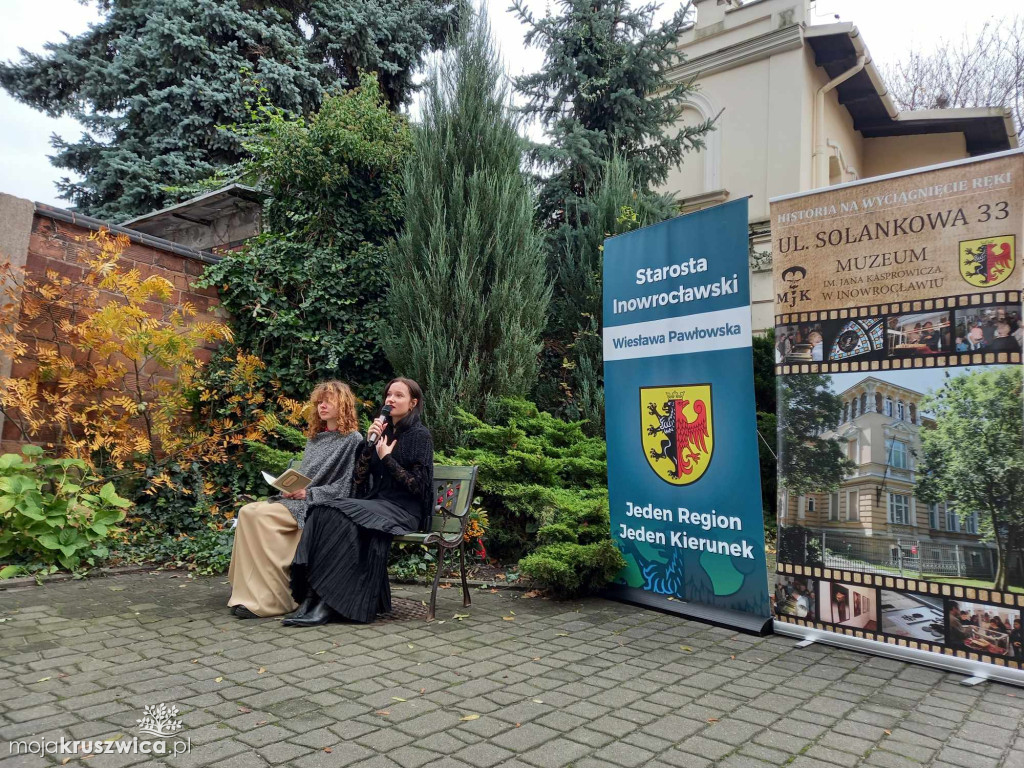 Piękny mural i niezwykłe przedstawienie o Papuszy