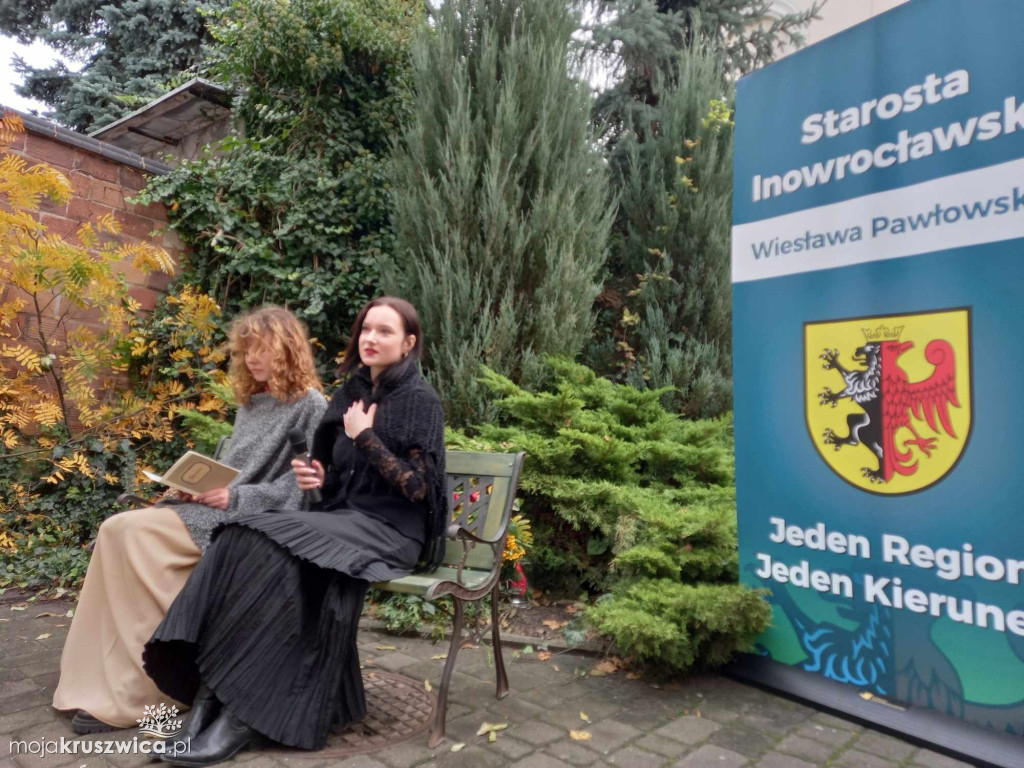 Piękny mural i niezwykłe przedstawienie o Papuszy