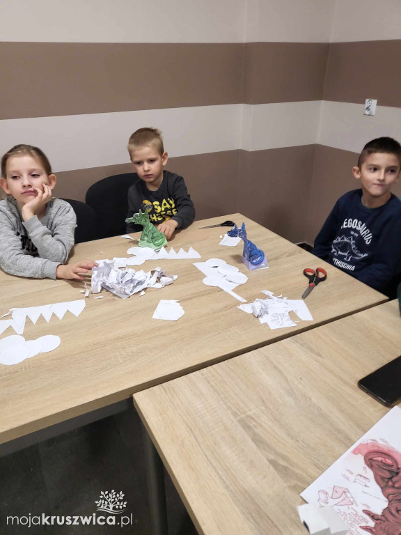 Skotniki: W świetlicy odbywają się warsztaty modelarskie