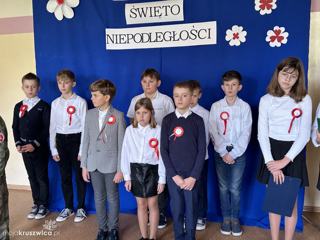 Szkoła w Rusinowie obchodziła Święto Niepodległości [FOTO]