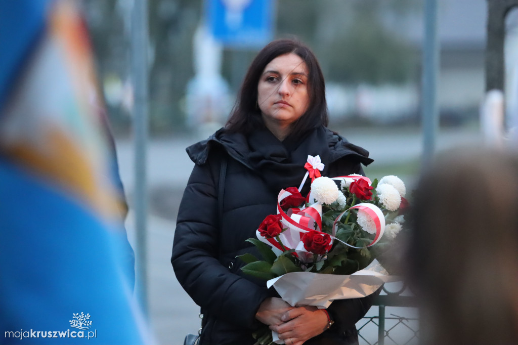 Sławsk Wielki. Społeczność szkoły i wsi dała wyraz patriotycznej postawy [ZDJĘCIA]