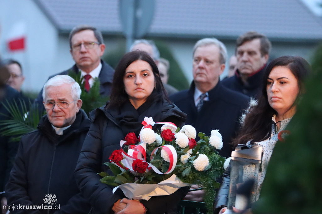 Sławsk Wielki. Społeczność szkoły i wsi dała wyraz patriotycznej postawy [ZDJĘCIA]