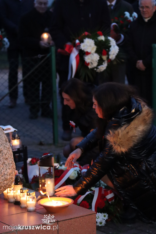 Sławsk Wielki. Społeczność szkoły i wsi dała wyraz patriotycznej postawy [ZDJĘCIA]