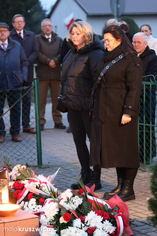 Sławsk Wielki. Społeczność szkoły i wsi dała wyraz patriotycznej postawy [ZDJĘCIA]