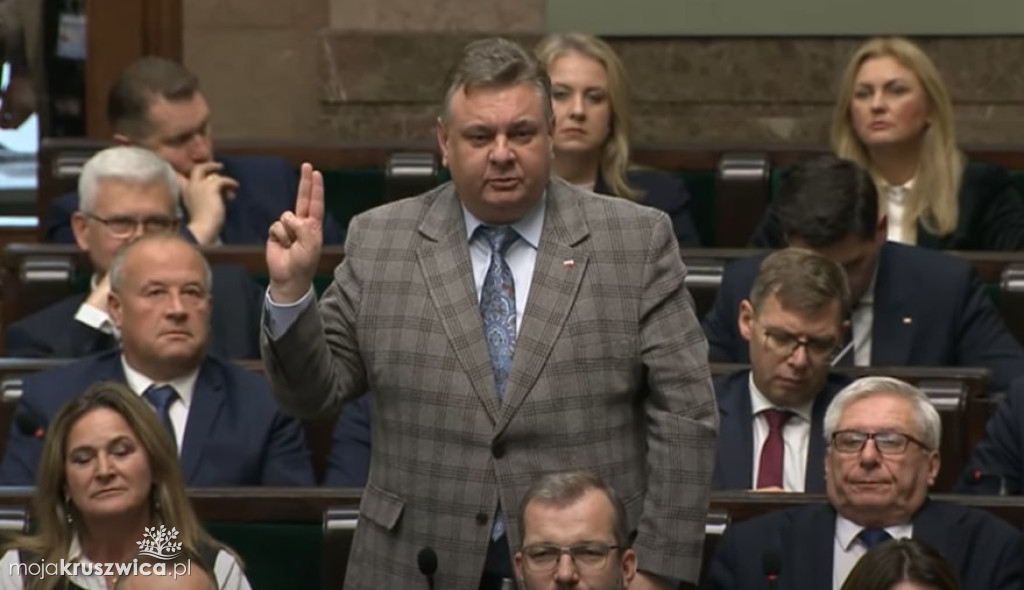 Posadzili naszych parlamentarzystów. Posłowie z regionu złożyli ślubowanie