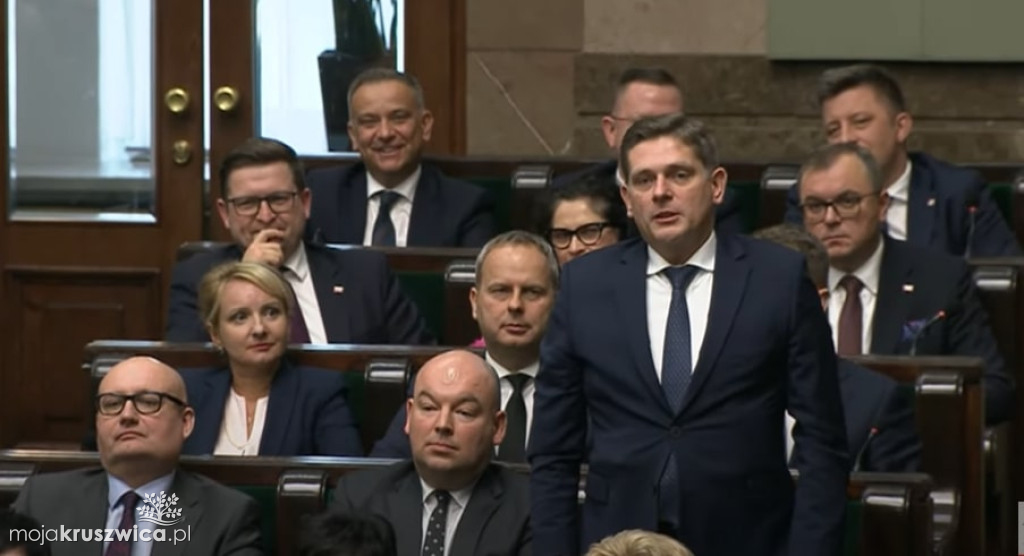 Posadzili naszych parlamentarzystów. Posłowie z regionu złożyli ślubowanie