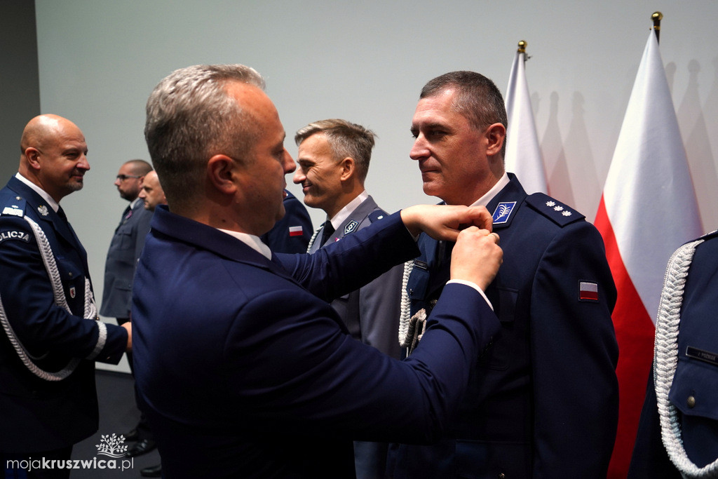 Policjanci i pracownicy Komendy Powiatowej Policji w Inowrocławiu wyróżnieni