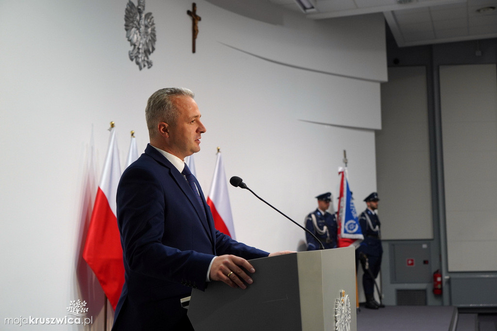 Policjanci i pracownicy Komendy Powiatowej Policji w Inowrocławiu wyróżnieni