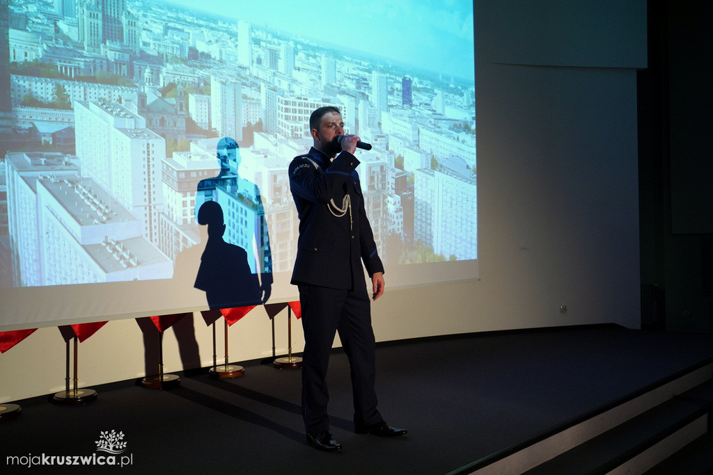 Policjanci i pracownicy Komendy Powiatowej Policji w Inowrocławiu wyróżnieni