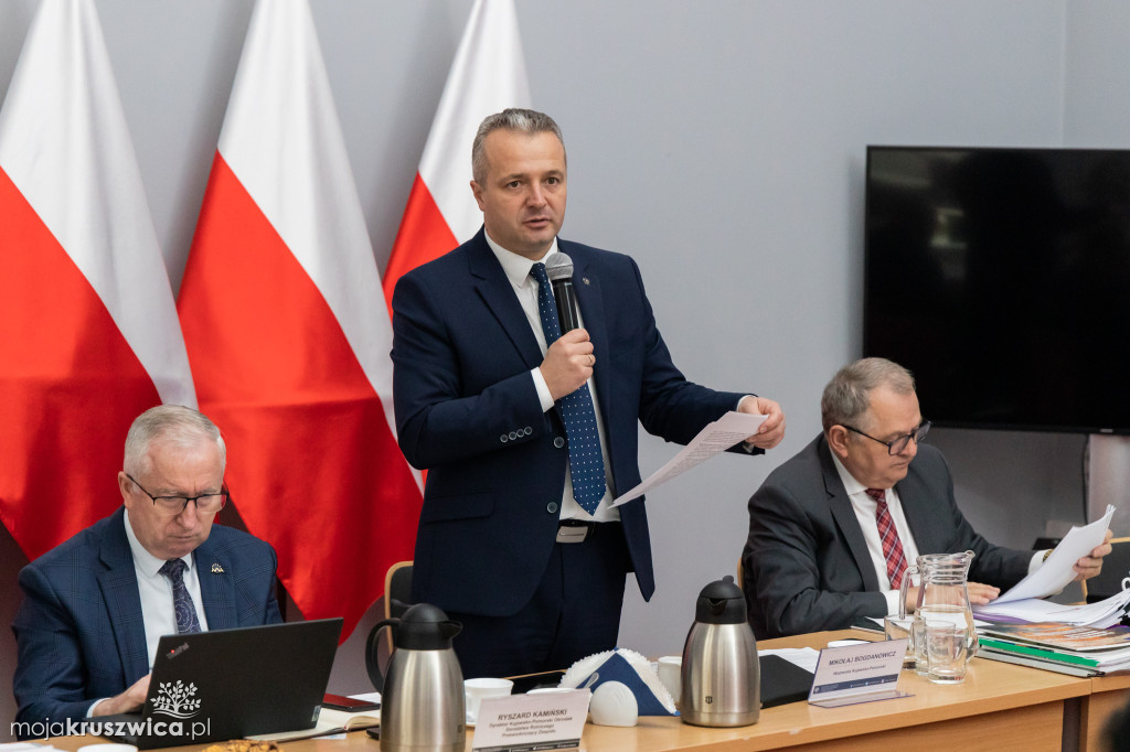 Powołana przez wojewodę rada o problemach z dostępnością wody dla rolnictwa