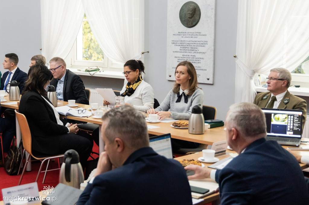 Powołana przez wojewodę rada o problemach z dostępnością wody dla rolnictwa