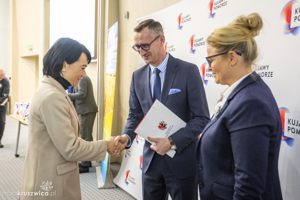 Nowe umowy PROW. Dofinasowanie także na rozwój projektu w Kruszwicy