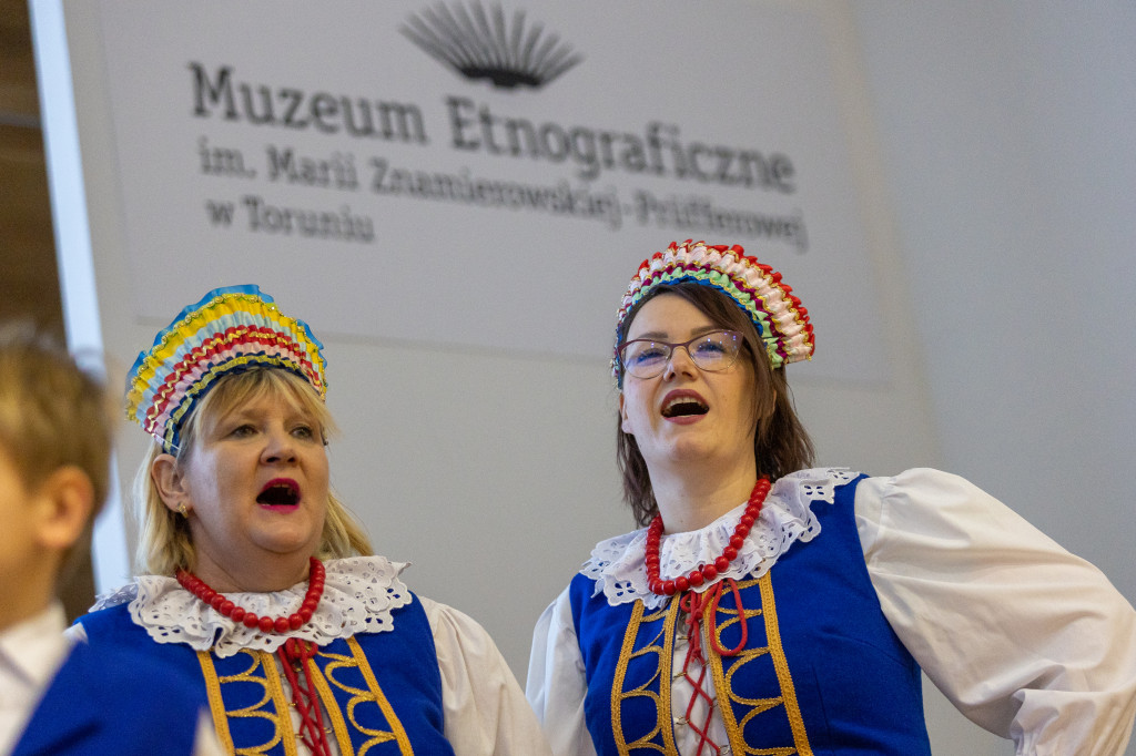 Medale Marszałka dla twórców ludowych. Wśród nagrodzonych Henryka Derezińska