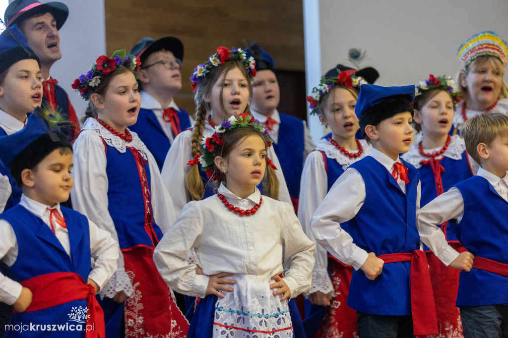 Medale Marszałka dla twórców ludowych. Wśród nagrodzonych Henryka Derezińska