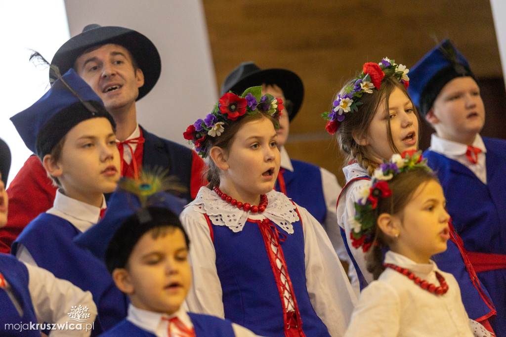 Medale Marszałka dla twórców ludowych. Wśród nagrodzonych Henryka Derezińska