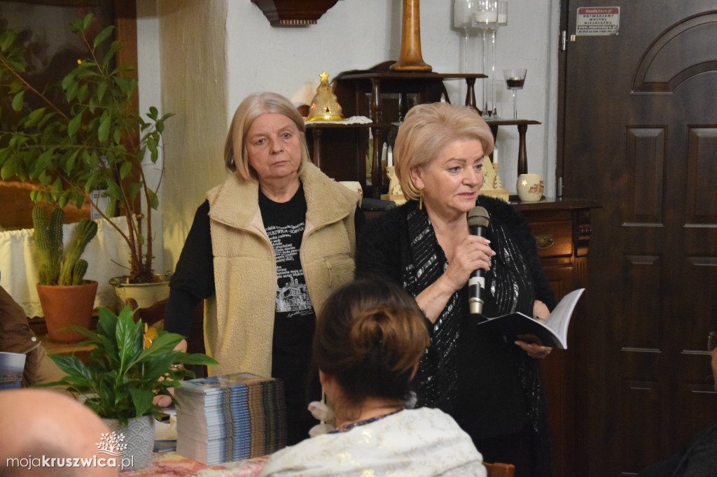  Poezja znów zagościła pod 