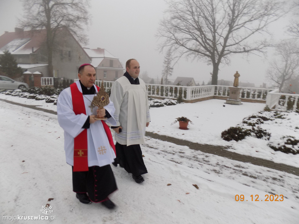 Do podkruszwickiej wsi dotarły relikwie błogosławionej rodziny Ulmów [FOTO]