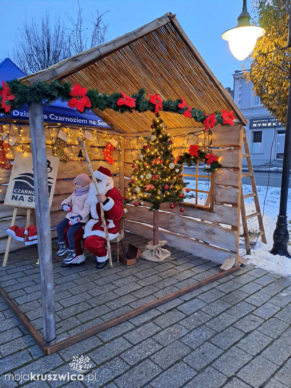 W Kruszwicy trwa świąteczna impreza bożonarodzeniowa! [FOTO]