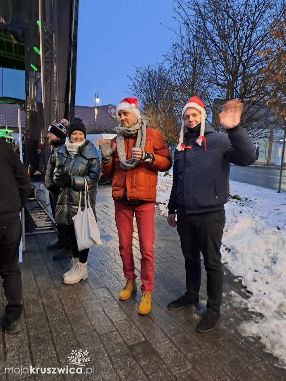W Kruszwicy trwa świąteczna impreza bożonarodzeniowa! [FOTO]