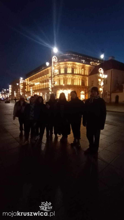 Uczniowie z Polanowic udali się do Warszawy [ZDJĘCIA]