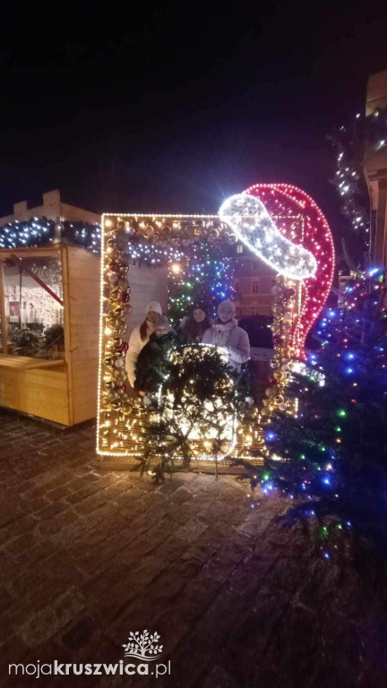 Uczniowie z Polanowic udali się do Warszawy [ZDJĘCIA]