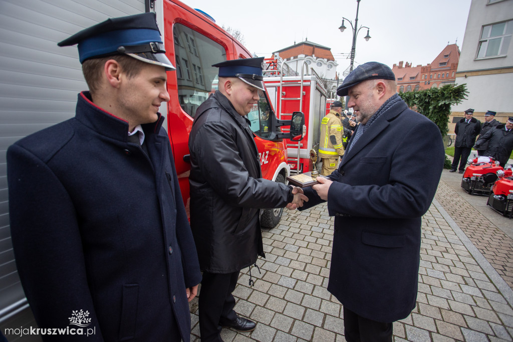 Wozy bojowe dla strażaków ochotników także dla strażaków z naszego powiatu