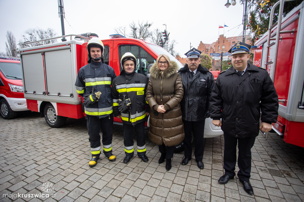 Wozy bojowe dla strażaków ochotników także dla strażaków z naszego powiatu