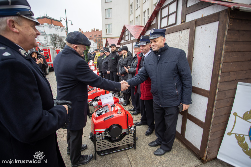 Wozy bojowe dla strażaków ochotników także dla strażaków z naszego powiatu