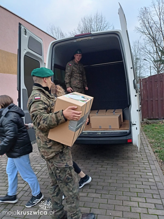 Dary jadą do kombatantów. Trwa akcja 